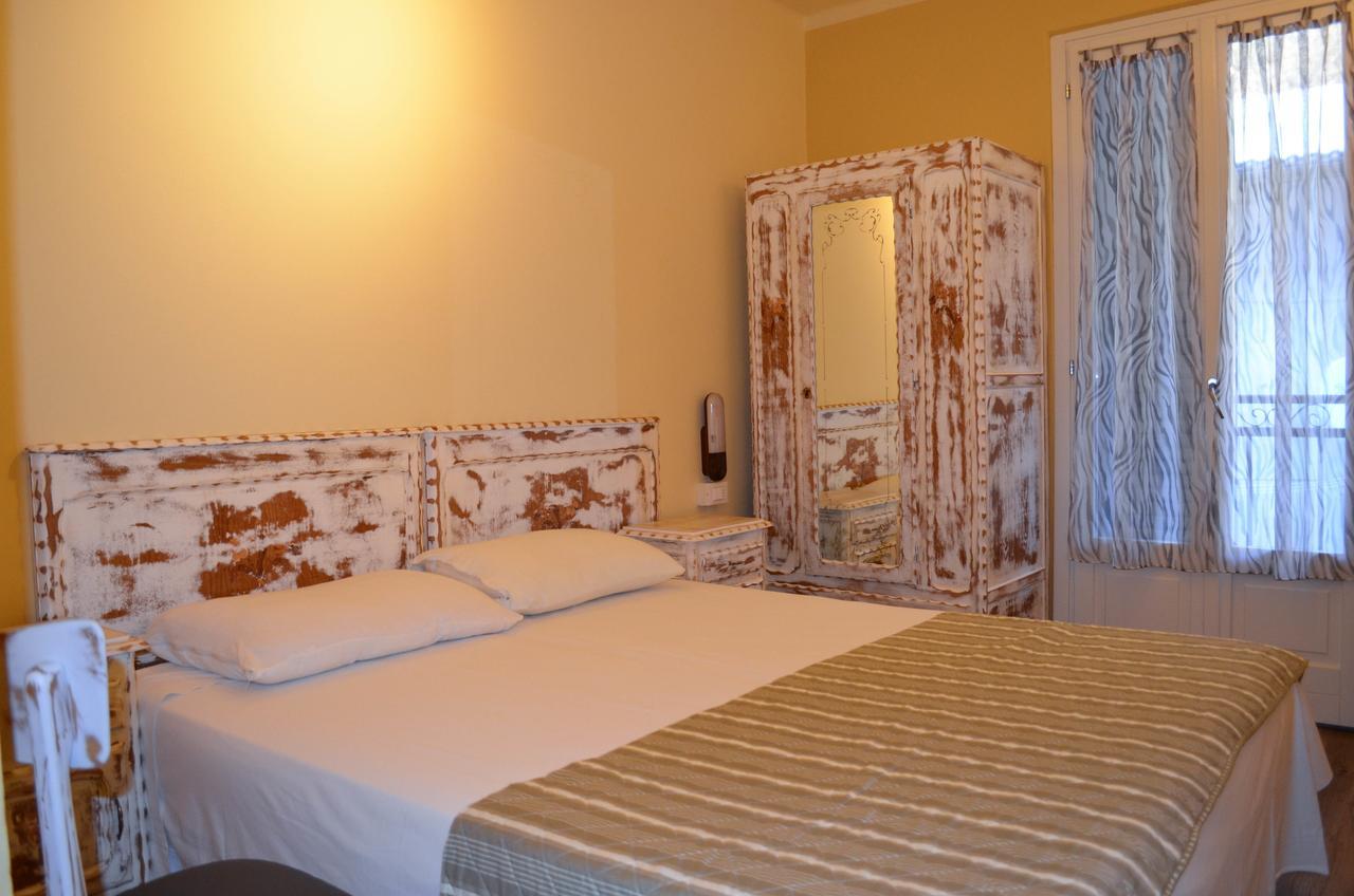 Albergo La Pace Pradleves Екстер'єр фото